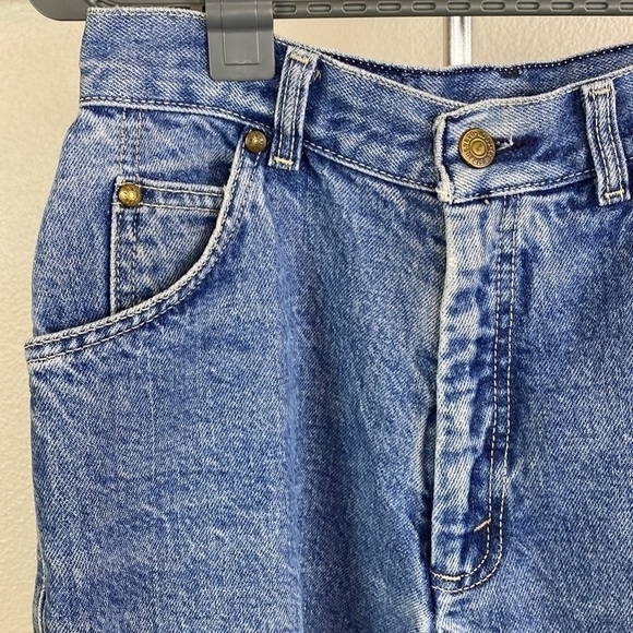 Vintage LEVI'S Women's Light Wash 57902-7206 Jeans USA Made - Picture 4 of 17